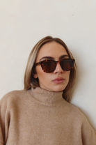 JB / Tortie by INDY – Polarized Round Unisex Sunglasses