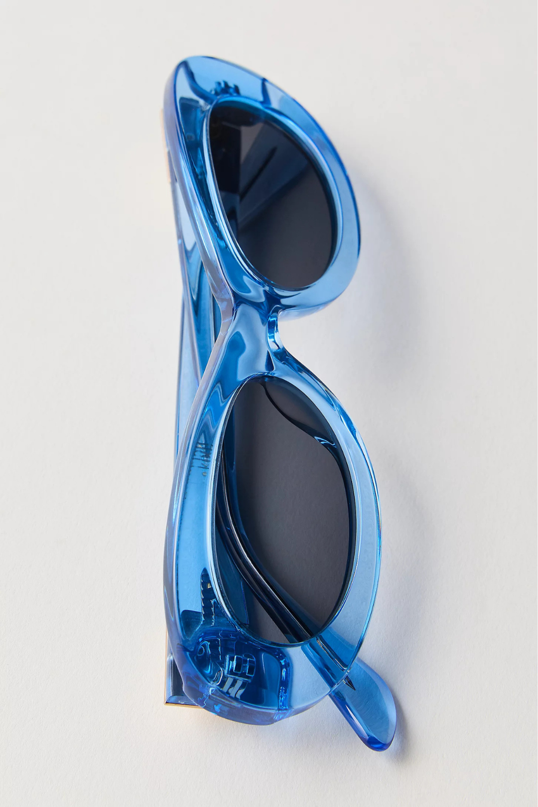 SoHo / Pastel Blue by INDY Sunglasses – Polarized Round Sunglasses for Women