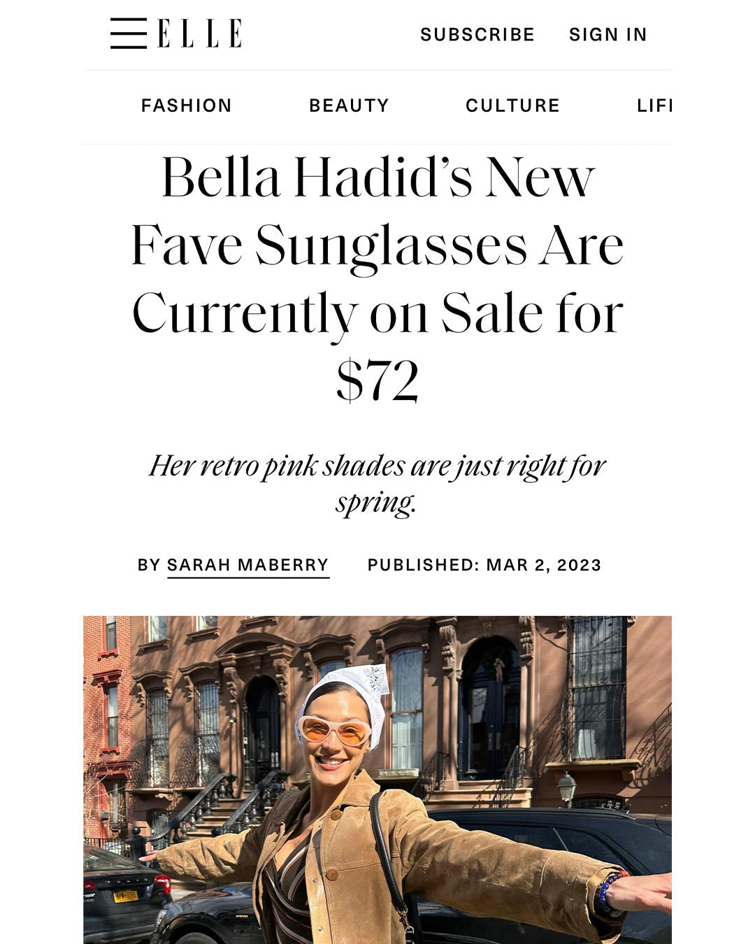 Bella Hadid con gafas de sol Indy Liotta, en la revista Elle, luciendo las aviadoras retro rosas y las gafas sostenibles de Indie McFarlane.