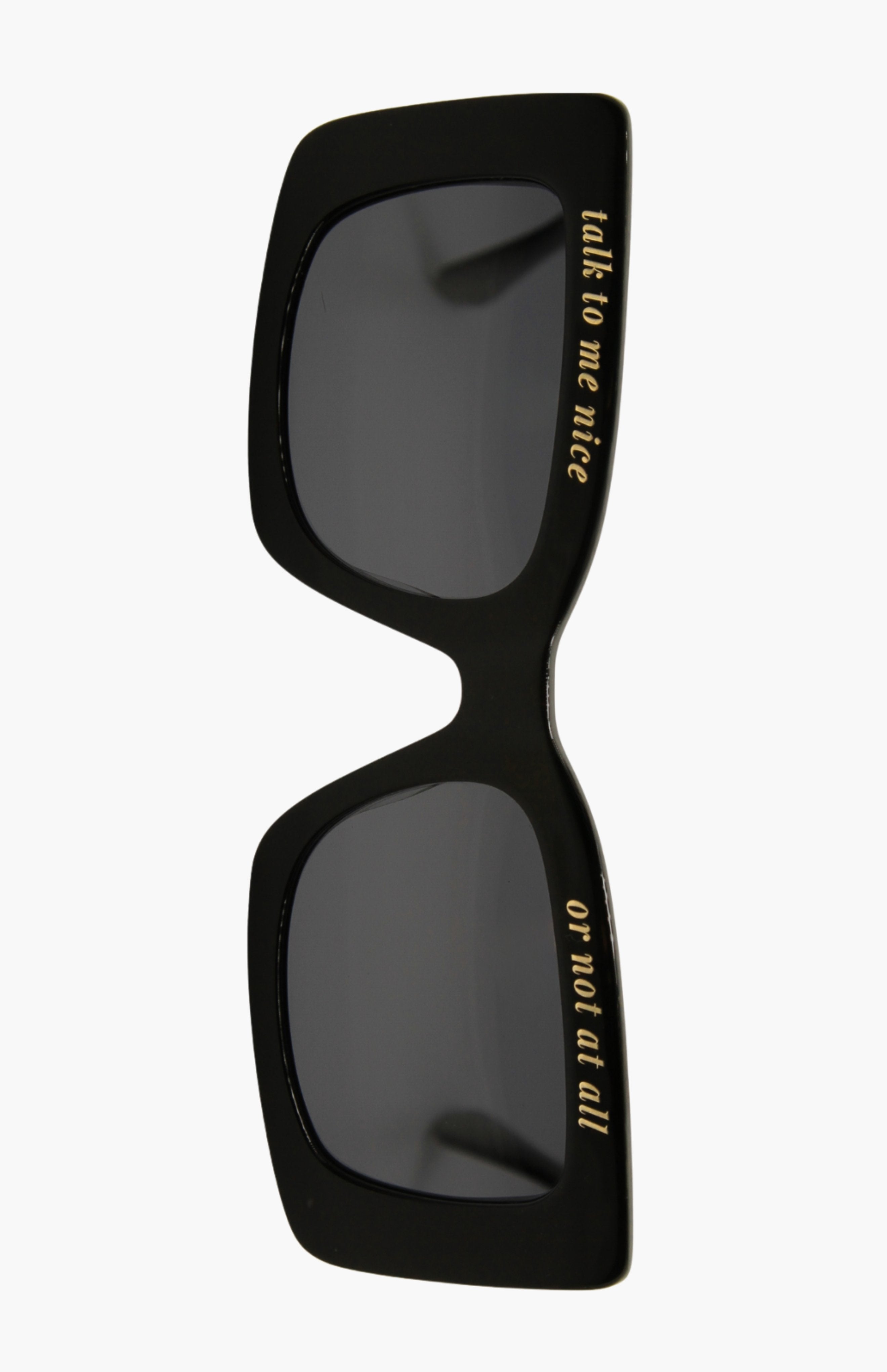 I’m in search of these sunglasses to buy. The 8 Best Cheap, Affordable Sunglasses Actually Worth  main image 3